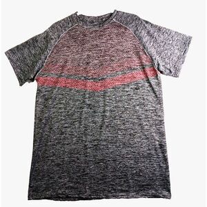 Ultra Performance Men's Black Red T-Shirt Size L‎ Athletic Gym Activewear